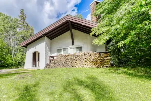 Image of Newly remodeled charming dog-friendly home near Cannon Mountain Ski Area