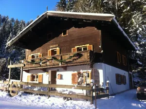 Image of Ellmau: Quaint holiday home, 350 m to the mountain railway in the mountain doctor village