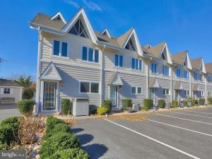 Image of ☆Spacious Rehoboth Retreat-1 mile from Beach!☆