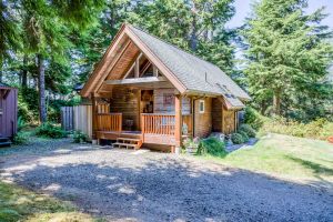 Image of Romantic Cottage Perfect for a Couple or Family Getaway!