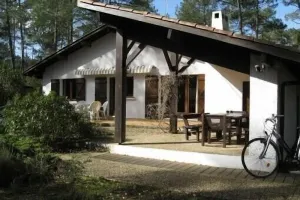 Image of Prestigious villa of 6 rooms with a 1400 sq.m area Lacanau Longarisse