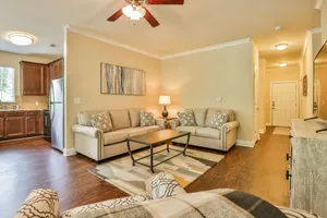 Image of Convenient to Downtown Atlanta & SunTrust Park - Pet Friendly!