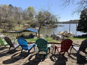 Image of Lakefront Cottage