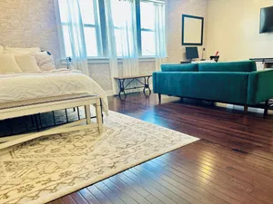 Image of Spacious, modern studio located just south of beautiful Franklin, TN