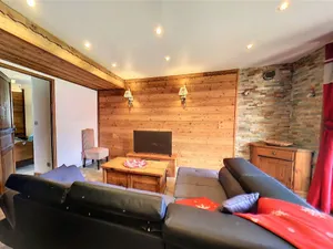 Image of Chalet confortable 8-10 pers. près des pistes, terrasse, parking privé - FR-1-267-266