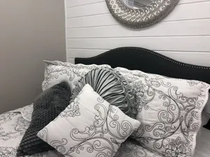Image of *STAY & PLAY* 5000 sq. Gym, Custom Master & Loft!