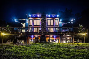 Image of Pirate's Cove River Front Oasis, Group Adventure