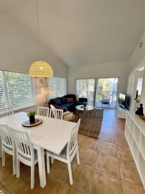 Image of 270C - Modern & Bright 3 Bedroom Apt in Boca Raton