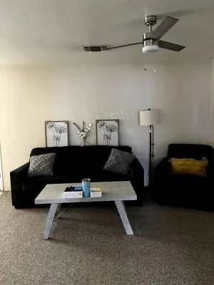 Image of Spacious 3-Bedroom with fast internet and 65\" TV