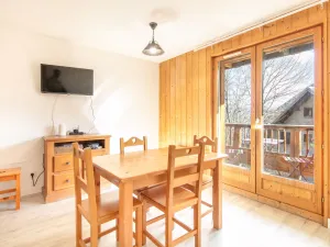 Image of Cosy apt 4 ppl with balcony, near the ski runs