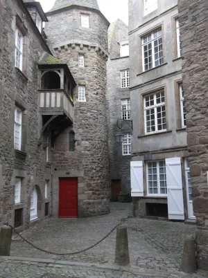Image of Apartment Saint Malo, intra-muros, ground floor, historic district