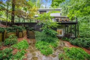 Image of Luxury Escape on Lake Lanier