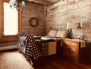 Image of A Rustic Cabin on Long Lake