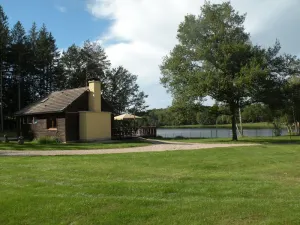 Image of Lakeside cottage