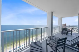 Image of Island Tower 2203