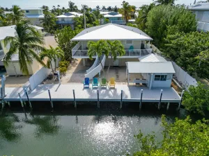 Image of Villa Paradise | 4 bed\/2 bath canalfront home on Ramrod Key