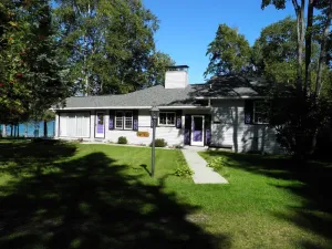 Image of Wonderful Lake Huron Family Cottage - Convenient Location - Great Internet!!