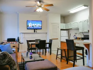 Image of ❣️Historic, Spacious & Fun 2BR Apt @ Downtown Albany