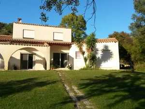 Image of Villa with swimming pool, located in the heart of the Catalan garrigue.