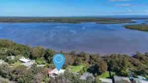 Image of Carramar - Fireplace - Absolute Waterfront