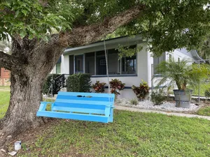 Image of Lake Minneola Sunset Cottage - Lakefront Home - Sun Water Florida!