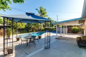 Image of 4 Bedroom West Hills Charmer with Pool and Jacuzzi