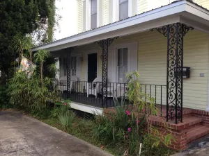 Image of Comfy King, queen pullout, relaxing front Porch, Short Walk To Downtown