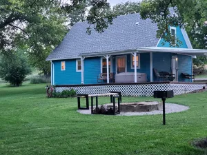 Image of Quaint 3 Bedroom Farmhouse near Lone Grove, Oklahoma