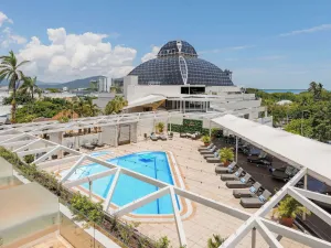 Image of Pullman Reef Hotel Casino
