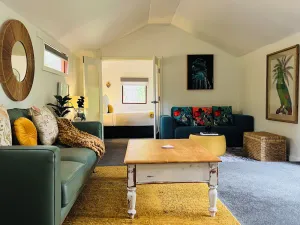 Image of The Yellow Feather Cottage - Enchanting & Private Romantic Stay!