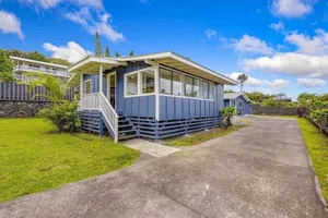 Image of 2 bedroom 1 bath cottage 10 minutes from beach