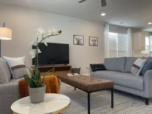 Image of Cheerful, Clean and Classy Townhome