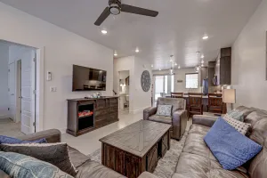 Image of Lofts 13 4-bedroom Modern Loft Steps from the Pool