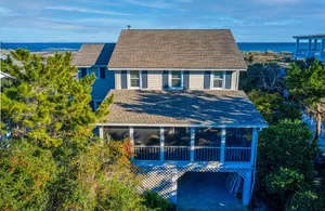 Image of E-Z Does It - Oceanfront, 7 Bedrooms