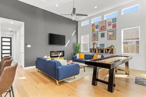 Image of Peaceful Modern Home, Close to Downtown Energy