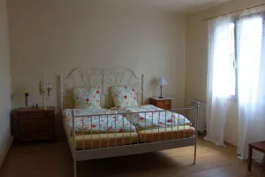 Image of Guest House offers the tranquility of life directly on the Canal du Centre.