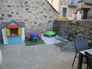 Image of Logement Dans Charmante Maison en Pierre à 5 Minutes de Laguiole