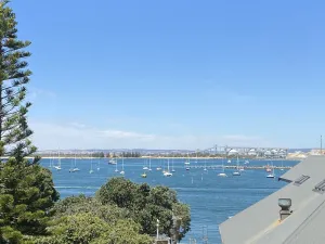 Image of Picturesque water views of Koombana Bay