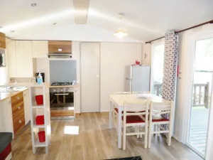 Image of HOME-COZY 40m2 Night or Stay (3Ch-2SdB-2Wc) Direct access to the sea, 4 * Campsite