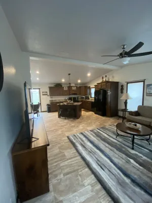 Image of Lake Views! Comforts of home w\/the fun of the lake; garage\/hottub\/laundry & more