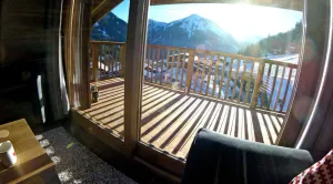 Image of 100m from resort center, 5th floor, balcony, parking, tv, ski locker, 56m², Champagny-en-Vanoise