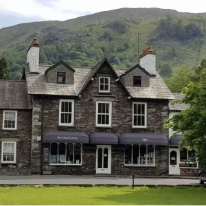 Image of Newly refurbished 2 bedroom, 2 bathroom apartment right in the heart of Grasmere