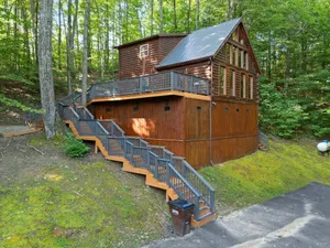 Image of Discover Serenity at Hidden Ridge, Hot Tub, Satellite TV, firepit.