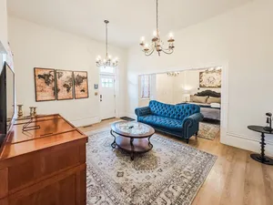 Image of Antique Cozy Unit - Central Ogden