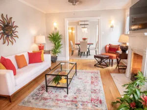 Image of Luxury on Main \/ South