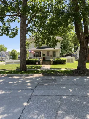 Image of Vintage Farmhouse with Parking right in the City! Family Friendly, Fenced Yard.