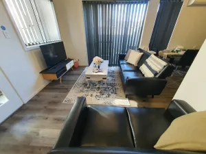 Image of Entire 2br, hideaway