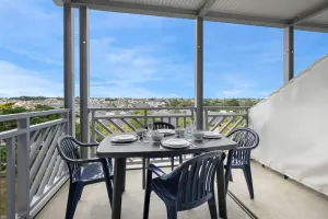 Image of access to the beach, pool, nice flat for 4
