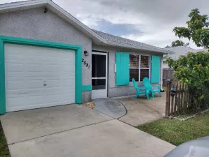 Image of Pet Friendly 3 BR Home in Historic St. Augustine!