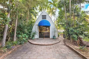 Image of 'Bluey' a Tiny House A-frame Moments to Foreshore